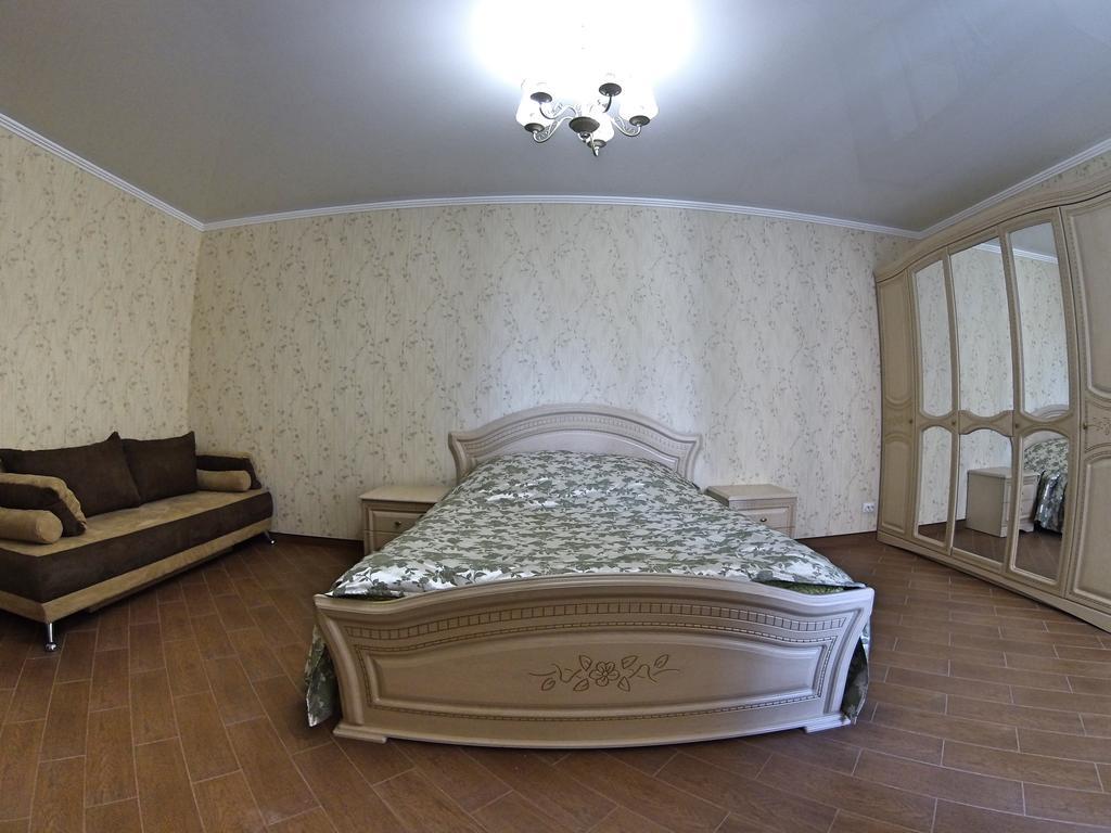 Apartamento Naberezhnaya Roshen Vínnytsia Exterior foto