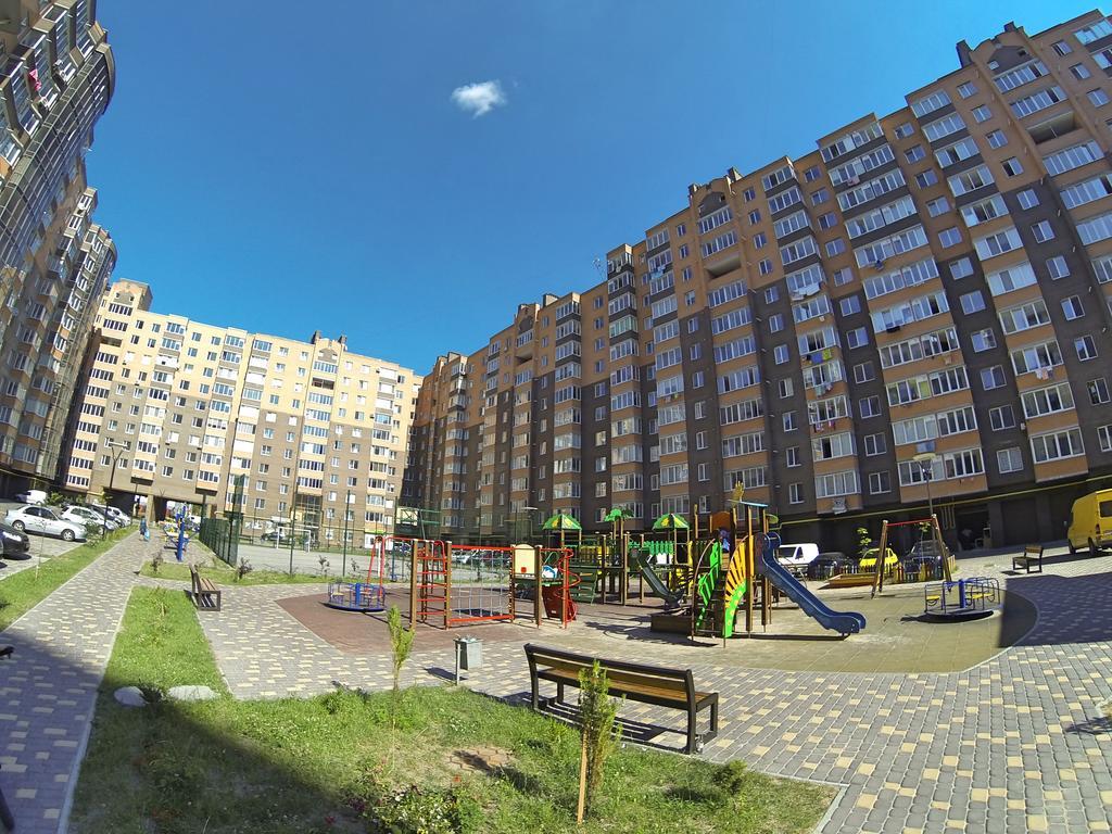 Apartamento Naberezhnaya Roshen Vínnytsia Exterior foto
