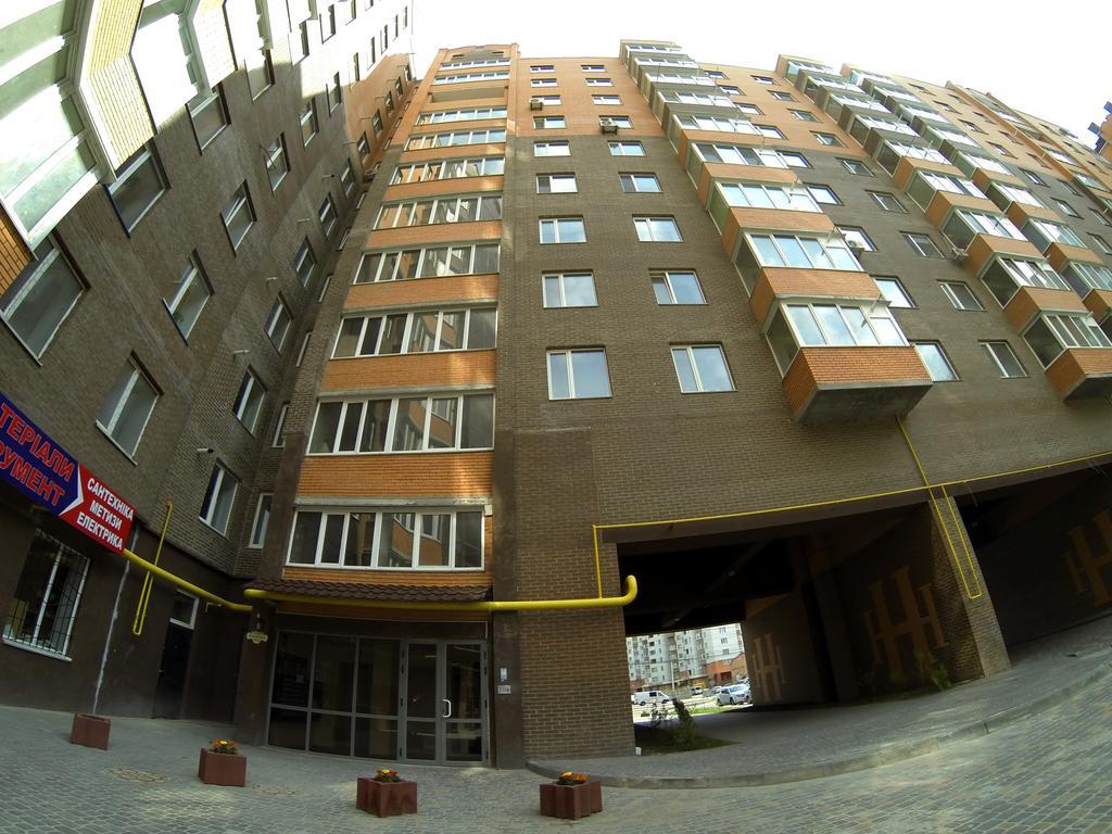 Apartamento Naberezhnaya Roshen Vínnytsia Exterior foto